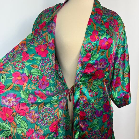 Cacique Vintage Short Satin Robe Kimono Green Floral  | Size: Small - Picture 4 of 9